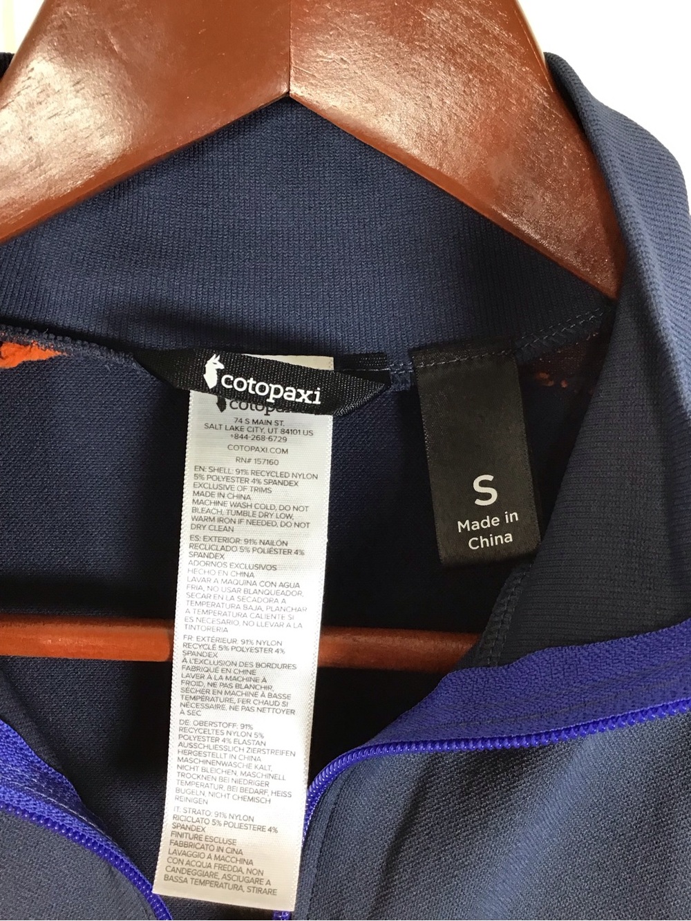 Cotopaxi Debajo Seamless Baselayer Quarter Zip in Ink Stripes Size Small. - Picture 5 of 6